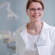 Bild vergrößern: Henriette Schröder, Zahnarzt Großröhrsdorf