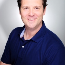 Bild vergrößern: Djuza Bulatovic, Mund-Kiefer-Gesichtschirurg Mülheim-Kärlich