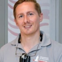 Bild vergrößern: Stefan Schröder, Zahnarzt Mannheim