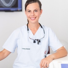 Bild vergrößern: Anna Wesner, Zahnarzt Weinheim