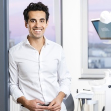 Bild vergrößern: Shayan Assadi, Zahnarzt Essen