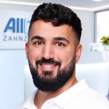 Bild vergrößern: Zakarya Khalil, Zahnarzt Hamburg