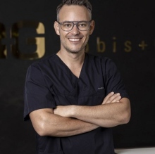 Bild vergrößern: Nikolas Ganß, Zahnarzt Köln