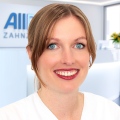 Michaela Kopecka, Zahnarzt München