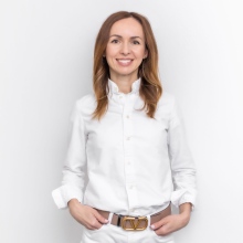 Bild vergrößern: Anca Popescu, Kieferorthopäde Garmisch-Partenkirchen