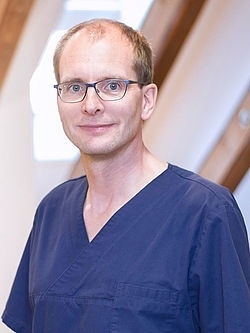 Dr. med. Hansgeorg Siebert - Mund-Kiefer-Gesichtschirurg Hermsdorf