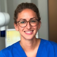 Bild vergrößern: Johanna Leonhard, Zahnarzt Berlin