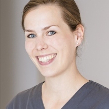 Carolin Receveur, Zahnarzt Detmold