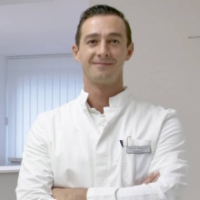 Bild vergrößern: Daniel Mugescu, Zahnarzt Köln