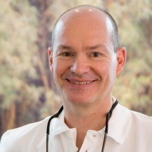 Bild vergrößern: Hans-Georg Wenzel, Zahnarzt Randersacker