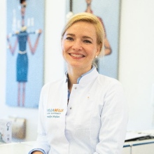 Bild vergrößern: Nadja Zimmer, Plastischer & Ästhetischer Chirurg München