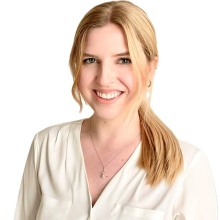 Bild vergrößern: Marie Achtner, Zahnarzt Düsseldorf