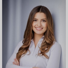 Bild vergrößern: Johanna Busse, Zahnarzt Wiesbaden