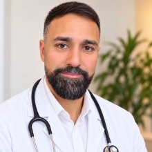 Ramin Ahrary, Allgemeinmediziner Hamburg