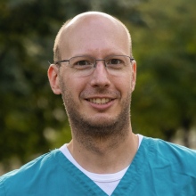 Bild vergrößern: Reimund Stelzer, Zahnarzt Halle