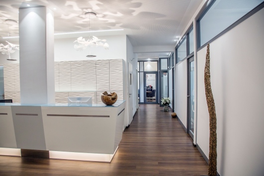 Dr. Thomas Staudt und Claudia Staudt-Jacob, Zahnärzte am Bolongaropalast-1