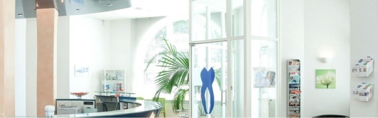 Zahnärztinnen am Spannhagengarten Dres. Bettina Engelke und Sabine Bladauski -2