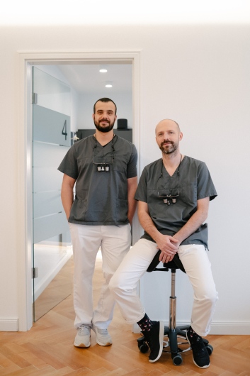 Kennedy & Illner - Eure Zahnärzte in Freystadt-0