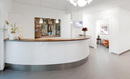 Dr.med.dent. Carsten Molsen Dr.med.dent. Ulla Molsen   -0