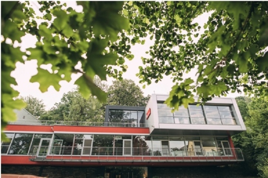 Dentaly Family Dr.Dr. Andreas Pohl und Dr. Carmen Pohl  -1