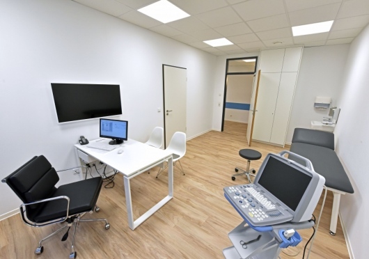 Zentrum f. Orthopädie Freiburg Dres. Edwin Feil David Frohnmüller Hubertus Hirt u.w. -2