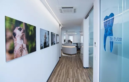 Zahnarzt Stuttgart Praxis Dr. Putze-1
