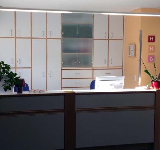 Dres. Halka Zamani und Frank Zamani   -1