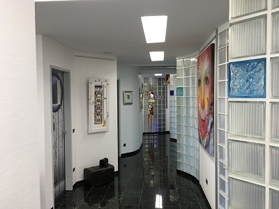 Zahn Experten Zentrum Dr. Christian Päffgen, MSc Dr. Natascha Dylong, MSc  -1