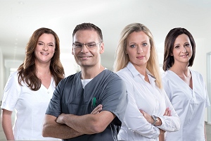 Dres. Bark & Schmitt Praxisklinik für Zahnmedizin, Implantologie und Kieferchirurgie-0