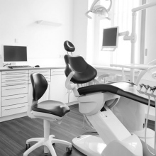 zahnmedizin im zentrum Dr. Bruhn, B. Frank, Dr. M. Frank, Dr. Trenktrog, A. Liebholz 