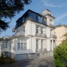 Zahnarztpraxis Villa Victoria Dres. Sebastian Duong und Katharina Duong  