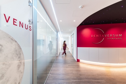 Dentaversum Hamburg Dr. Burkart M. Zuch und Ghazaleh Zargaran-2
