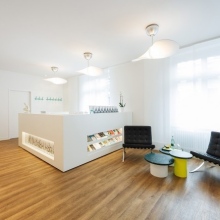 Plastische Chirurgie Frankfurt Dres. Zeynep Potente Bianca Baican Livia Köhler u.w. 