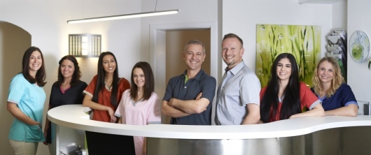 Dr.med.dent.Oliver Kaller und Jürgen Hennig   -0