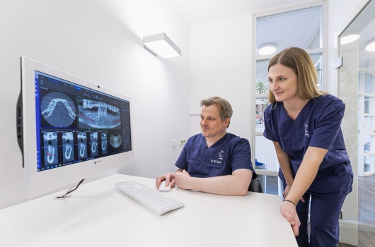 Dr. Markus Zeck - Praxis für Kieferchirurgie und Implantologie-2