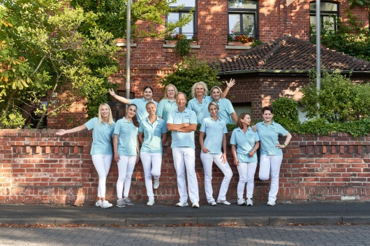 Zahnarztpraxis Dr. med. dent. Thomas Stock und Team-0