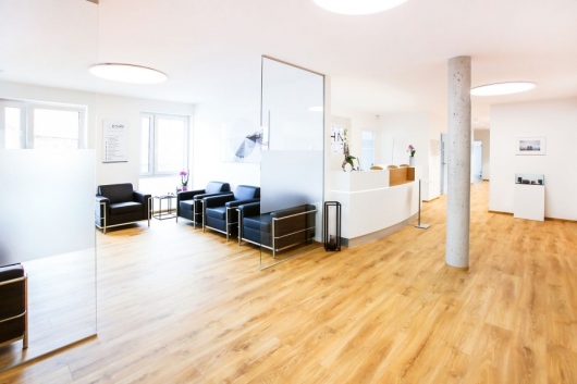 Zahnkultur - Leipzig Dr.med.dent. Sascha Huß und Heike Fürtig  -0