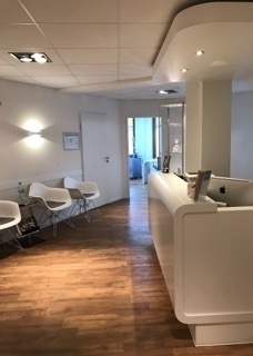 S-thetic München    -0