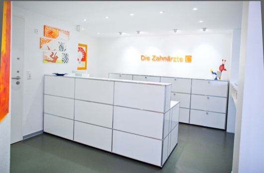 Dres. Reda Raafat und Julia Maronna   -0