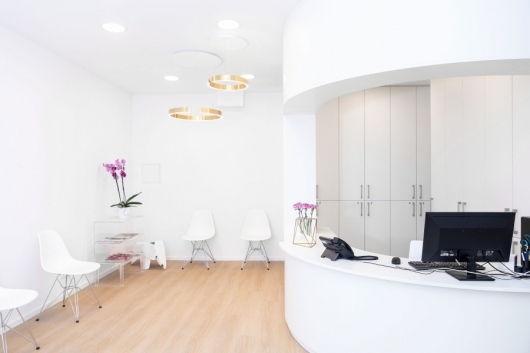 Neurozentrum Arabellapark privatärztliche Facharztpraxis Dr. Sabine Uez und Dr. Julia Röver -1