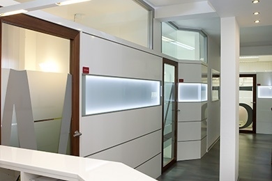 Zahnarztpraxis Dr. K Dr. Efthymios Karinos und Spyridoula Kontogeorgou  -0