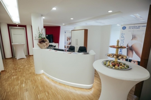 S-thetic Frankfurt    -0