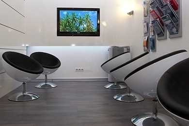 Zahnarztpraxis Dr. K Dr. Efthymios Karinos und Spyridoula Kontogeorgou  -2