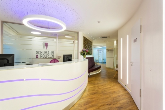 Praxis für chirurgische Zahn- Mund- und Kieferheilkunde Dres. Wibke Schumann und Stefanie Rolfsen -2