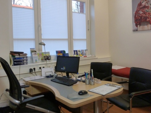 Orthopädie Praxis Nordstadt Dr. Claudia Siemer Klaus-Joachim Herken Senoussi Kaba u.w. -1