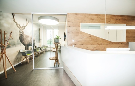 Zahnärzte am Hirschgarten Dres. Laura L. Bulst und Martin Bulst  -1