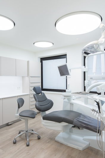 Zahnarztpraxis Kim & Kim-2