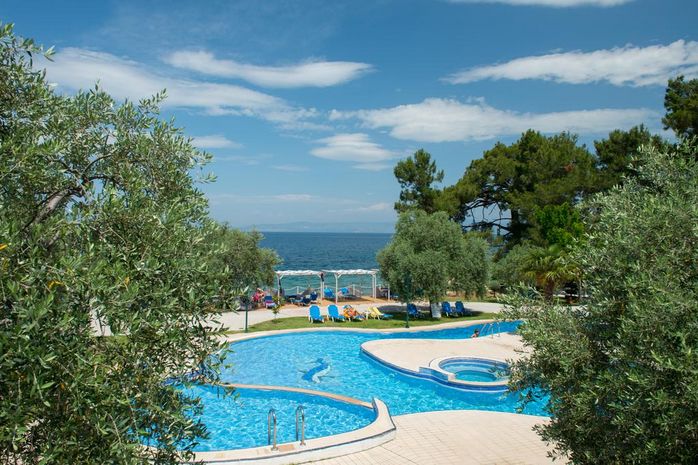 Akti Belvedere Color & Essence 7