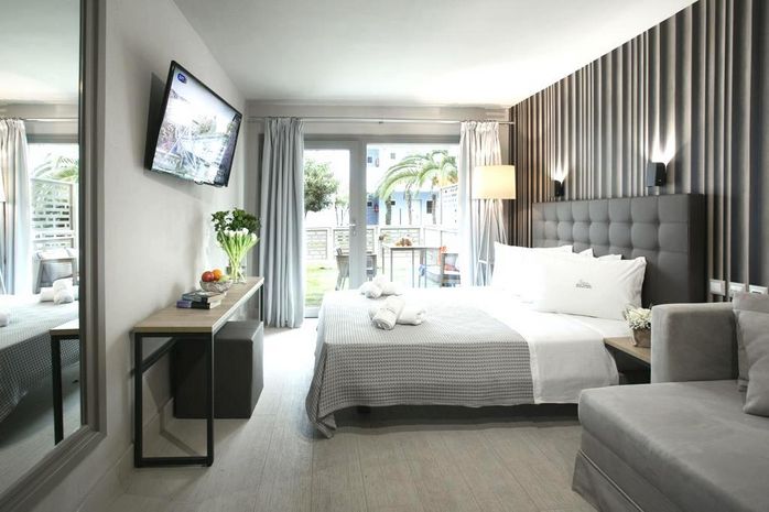 Akti Toroni Boutique 7