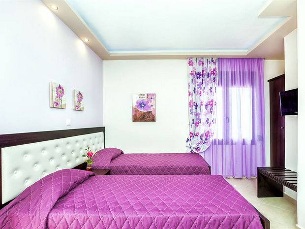 Anna Maria Paradise 7